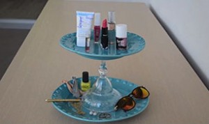 Diy Beauty And Jewelry Stand