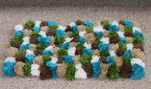 DIY Pom-Pom Decoration
